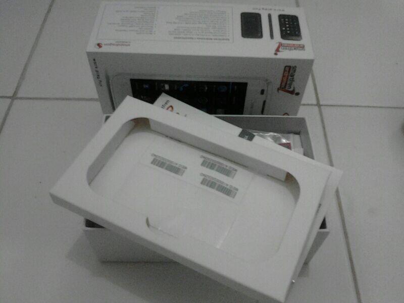 Smartfren ANDROMAXI AD683G