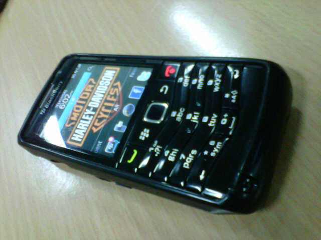 Jual Blackberry pearl 9105 masih garansi TAM