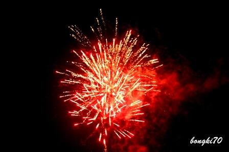 Share foto kembang api 2013 agan di sini yuk !!