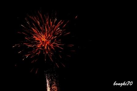 Share foto kembang api 2013 agan di sini yuk !!