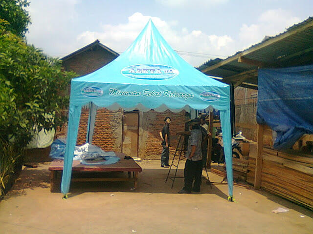 Produksi Tenda Kerucut Tenda Cafe Tenda Pesta dan tenda 