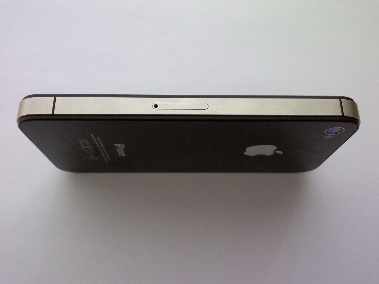 WTS IPHONE 4S 16GB HITAM