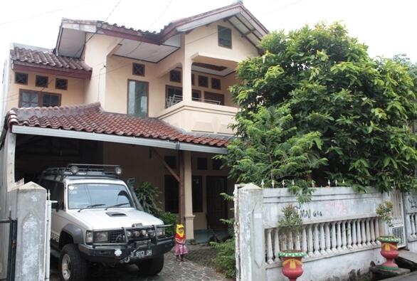 DIJUAL RUMAH TINGGAL 2 LANTAI SERDANG KEMAYORAN