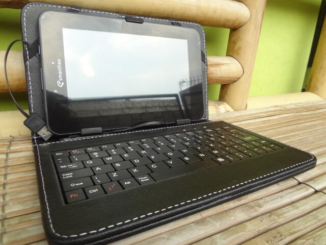 smartfren androtab, tablet 7 inch mantap mulus murah