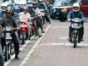 6 Kesalahan Pengendara Motor