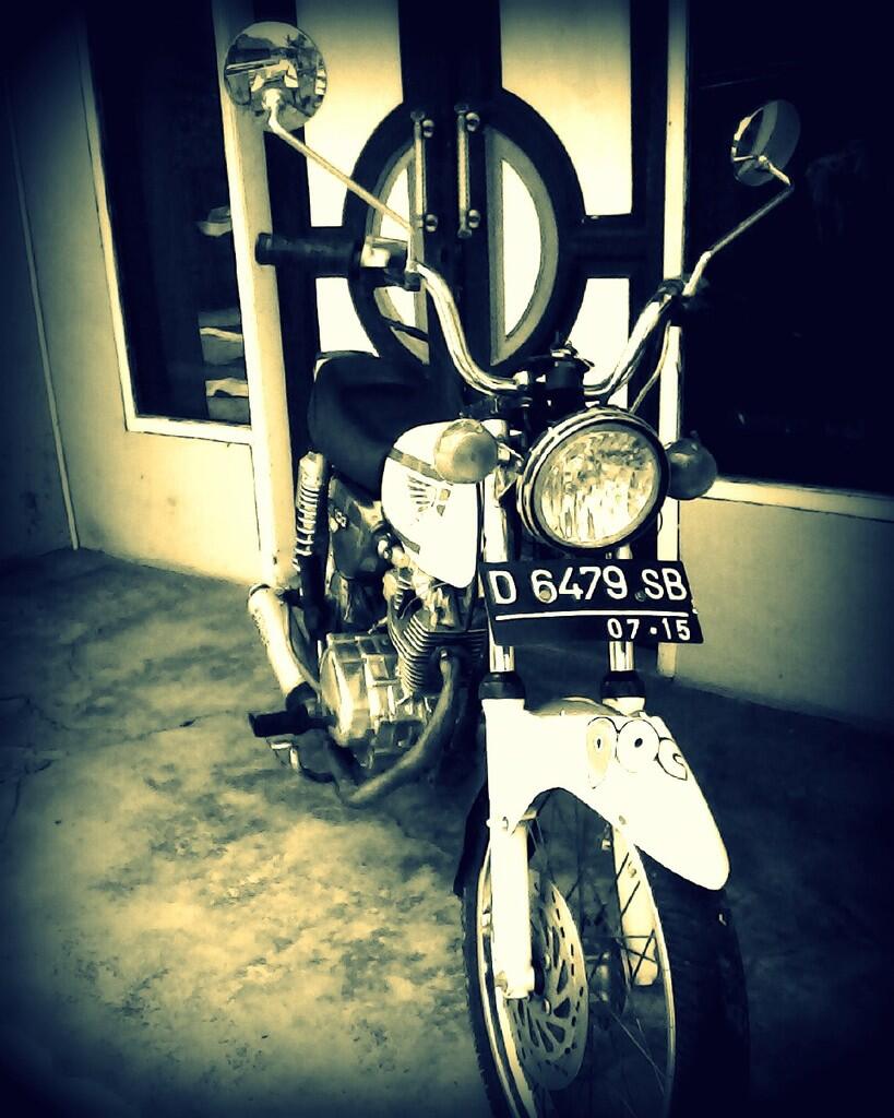 CB100 1973