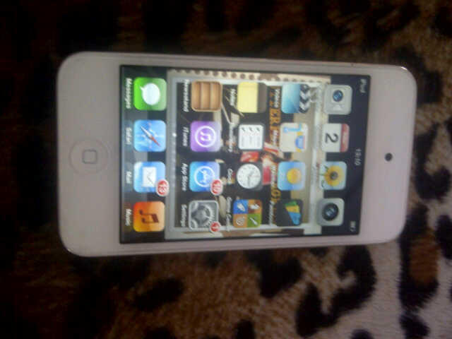iPod Touch gen4 32gb White
