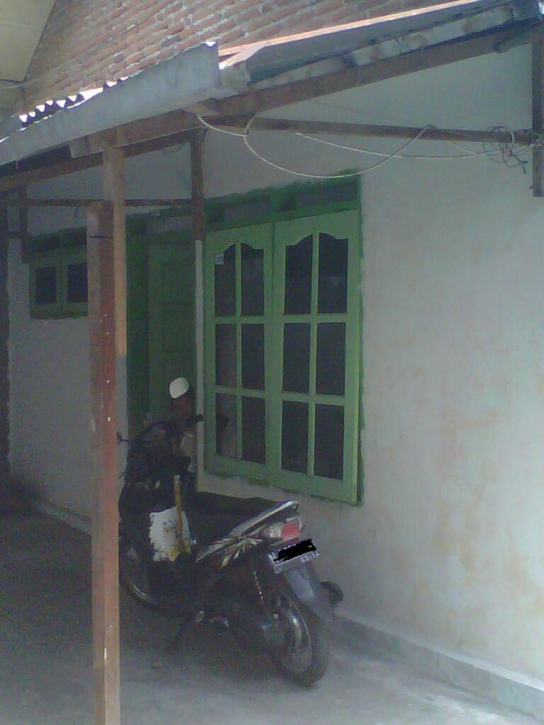 DIJUAL RUMAH MURAH MALANG KOTA_85jt_DI PERKAMPUNGAN DEKAT PERUMAHAN ELITE ARAYA