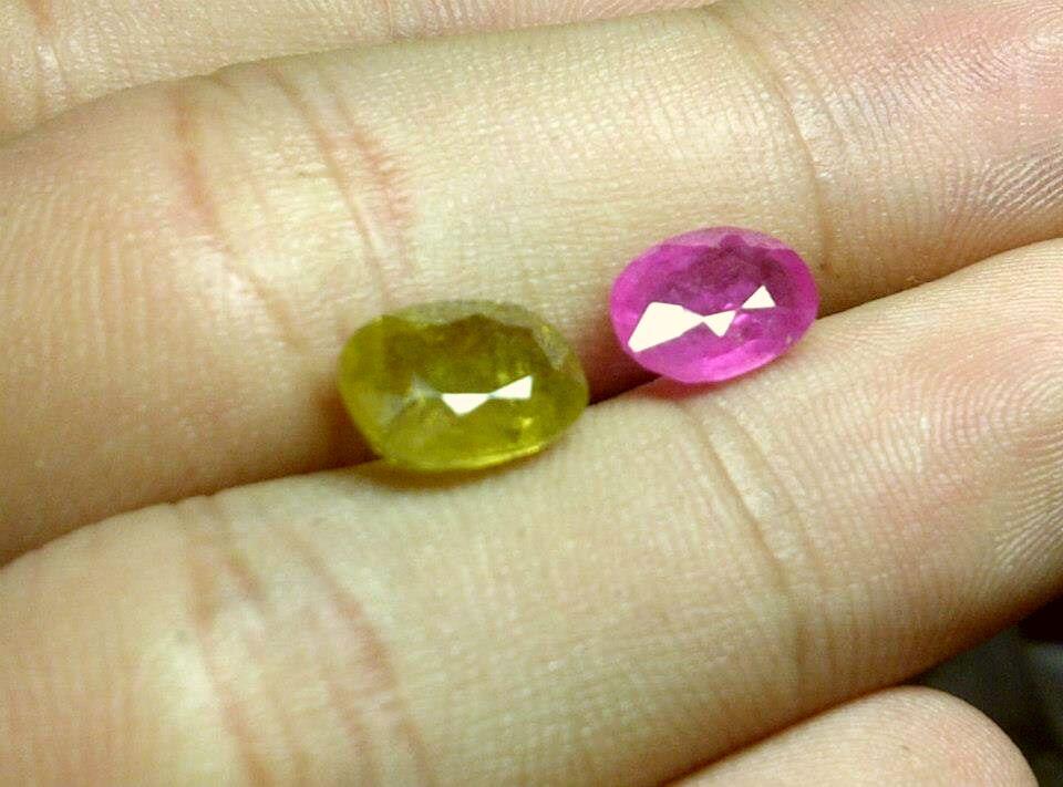 Di jual berbagai macam gems stone/ batu mulia natural topaz, citirine, ruby, dll
