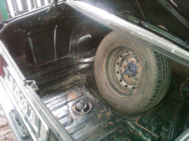 Mitsubishi lancer sl 83 full orisinil,irit,bandel