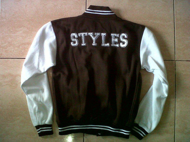 Varsity/Jaket baseball bisa bordir satuan, kaos polos cotton combed sablon rubber