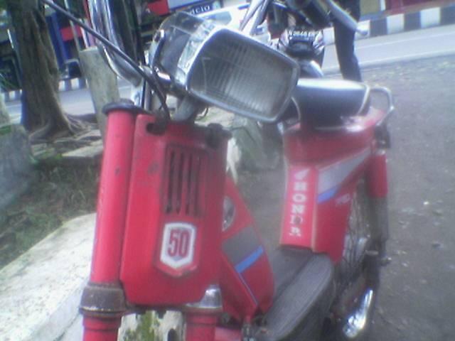 Ni dia mbah buyutnya motor H*NDA yg masih ada di Indonesia.. CEKIDOT!