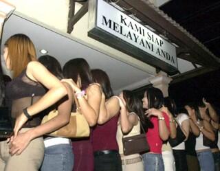 Seni Malam Punyanya Kupu-Kupu Solo