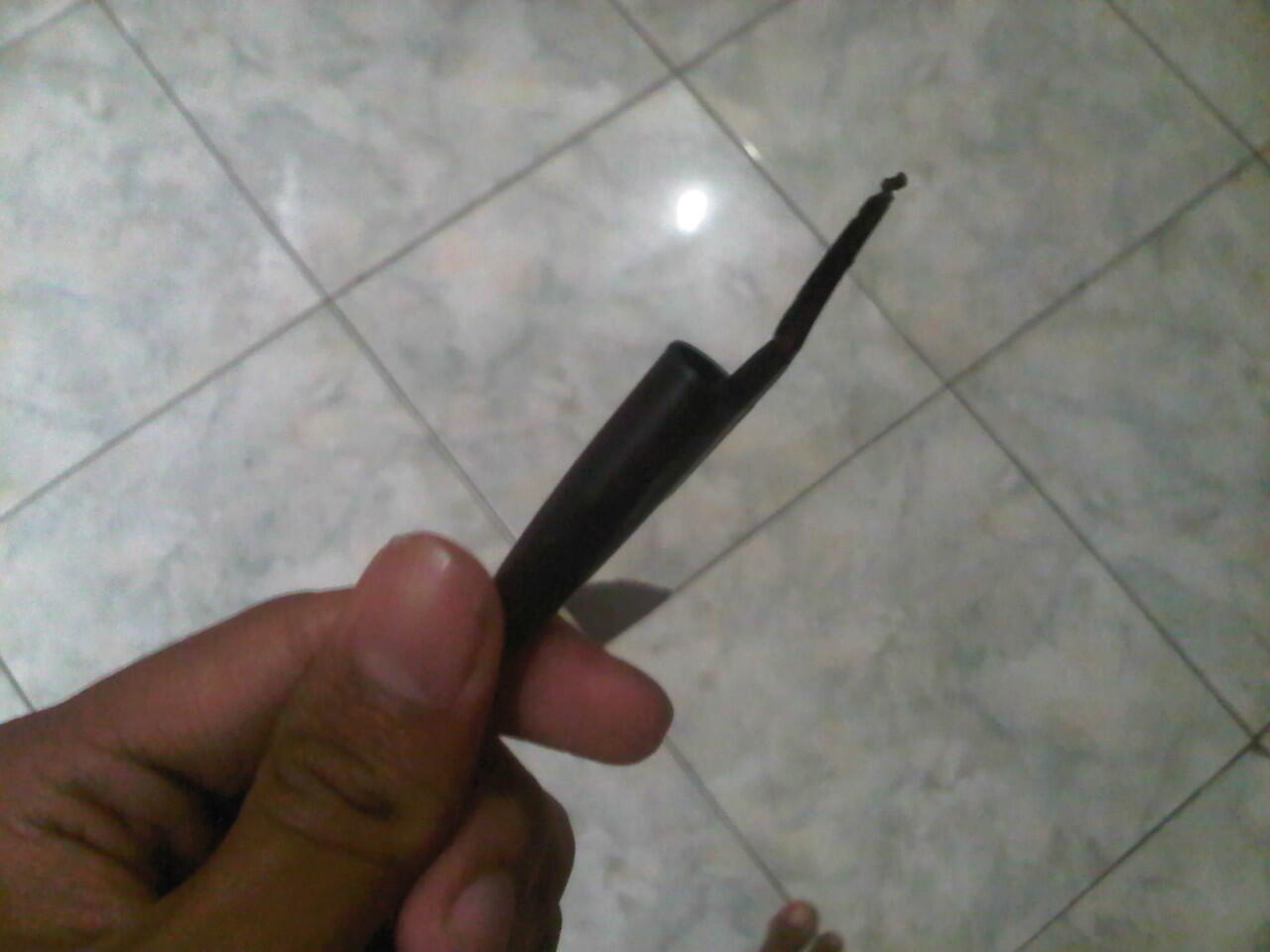 tragedi kancut meledak. ga NGAKAK ane telen tutup pulpen!