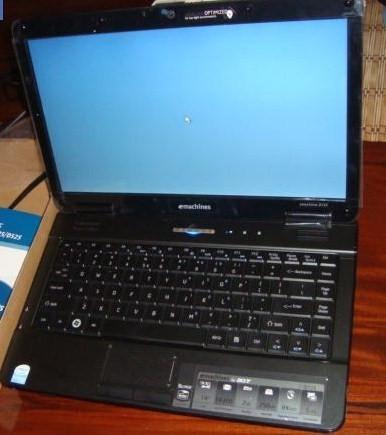 Jual Cepet Acer emachines D725 Rp. 1.950... Bandung.