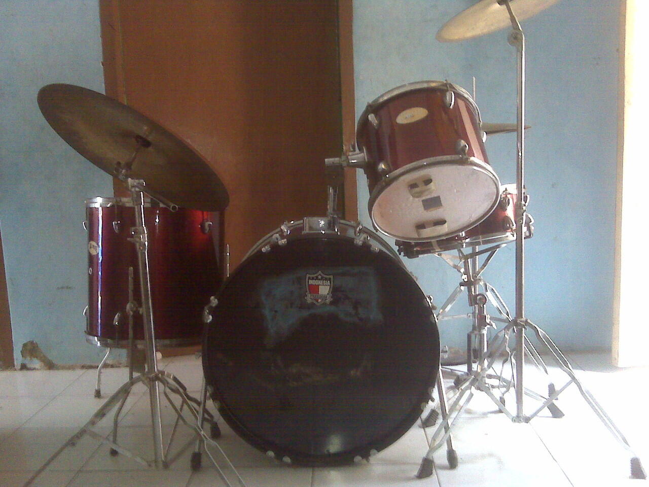 studio music 12jt aja !!! bs tuker motor ko gan!!