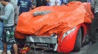 {DAHLAN ISKAN KECELAKAAN} Mobil Listrik Tucuxi Seusai Menabrak Tebing