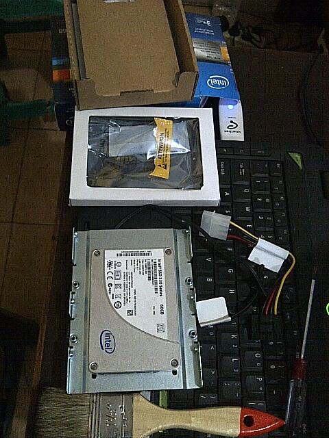 SSD INTEL 330 ~ 60GB baru 1 bulan murah