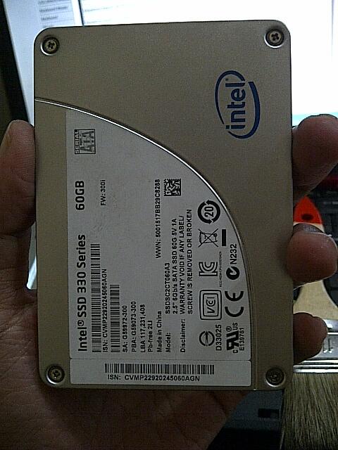 SSD INTEL 330 ~ 60GB baru 1 bulan murah