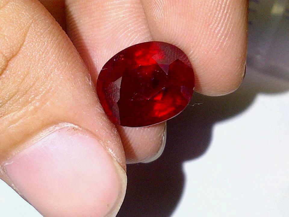 Di jual berbagai macam gems stone/ batu mulia natural topaz, citirine, ruby, dll