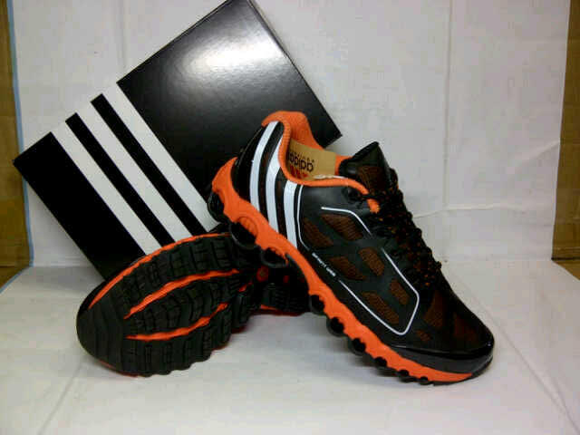 loker, dicari reseller berbagai macam sepatu keuntungan min 50rb/hr tanpa modal 