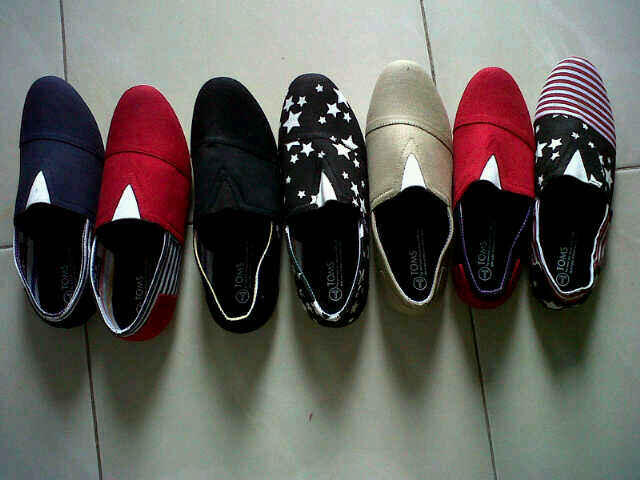 loker, dicari reseller berbagai macam sepatu keuntungan min 50rb/hr tanpa modal 