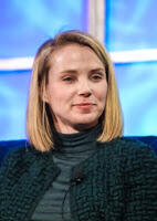 CEO Yahoo bilang BlackBerry Bukan Smartphone 