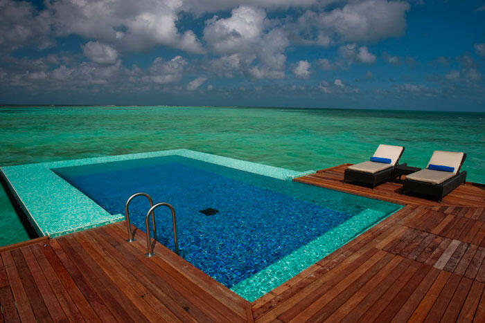10 Kolam Renang Hotel Paling Top di Dunia