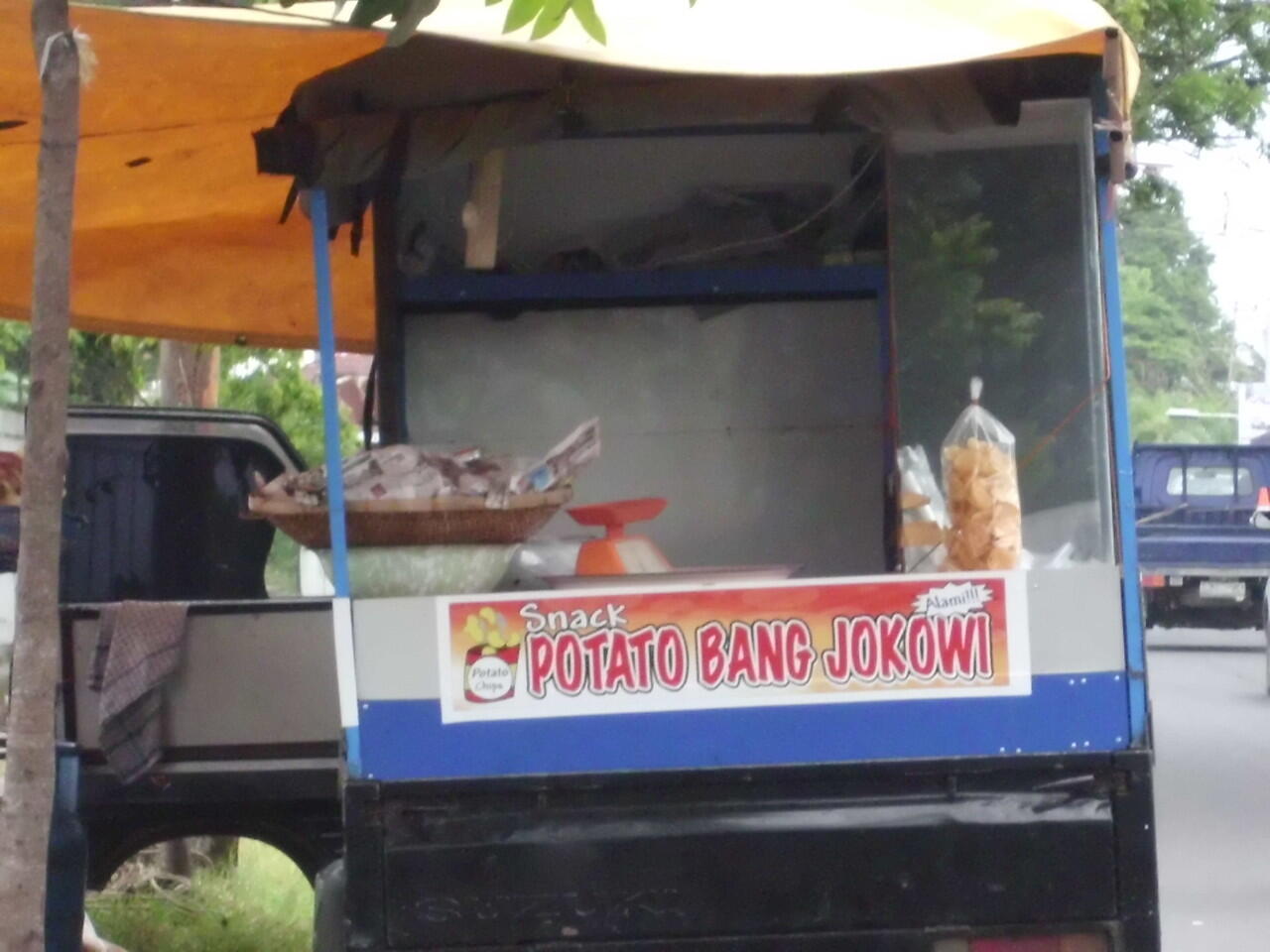 &#91;Hot Thread&#93; Bang JOKOWI Jualan Snack,,,