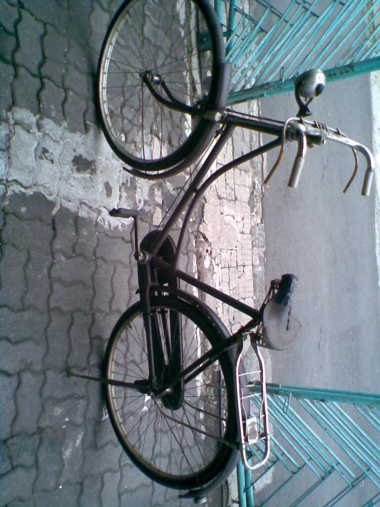 sepedah onthel merk y gazelle