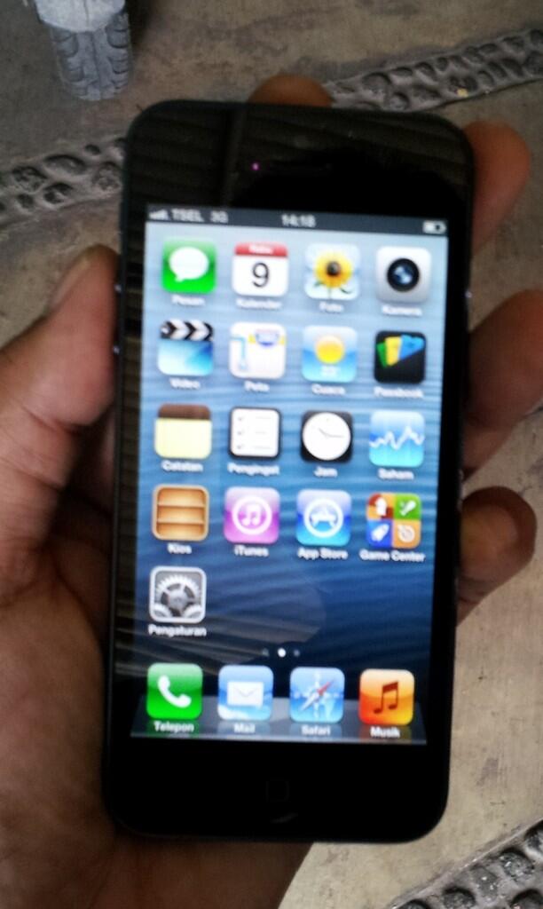IPHONE 5 16GB MINT CONDITION,PEMAKAIAN BLM 1MINGGU MALANG