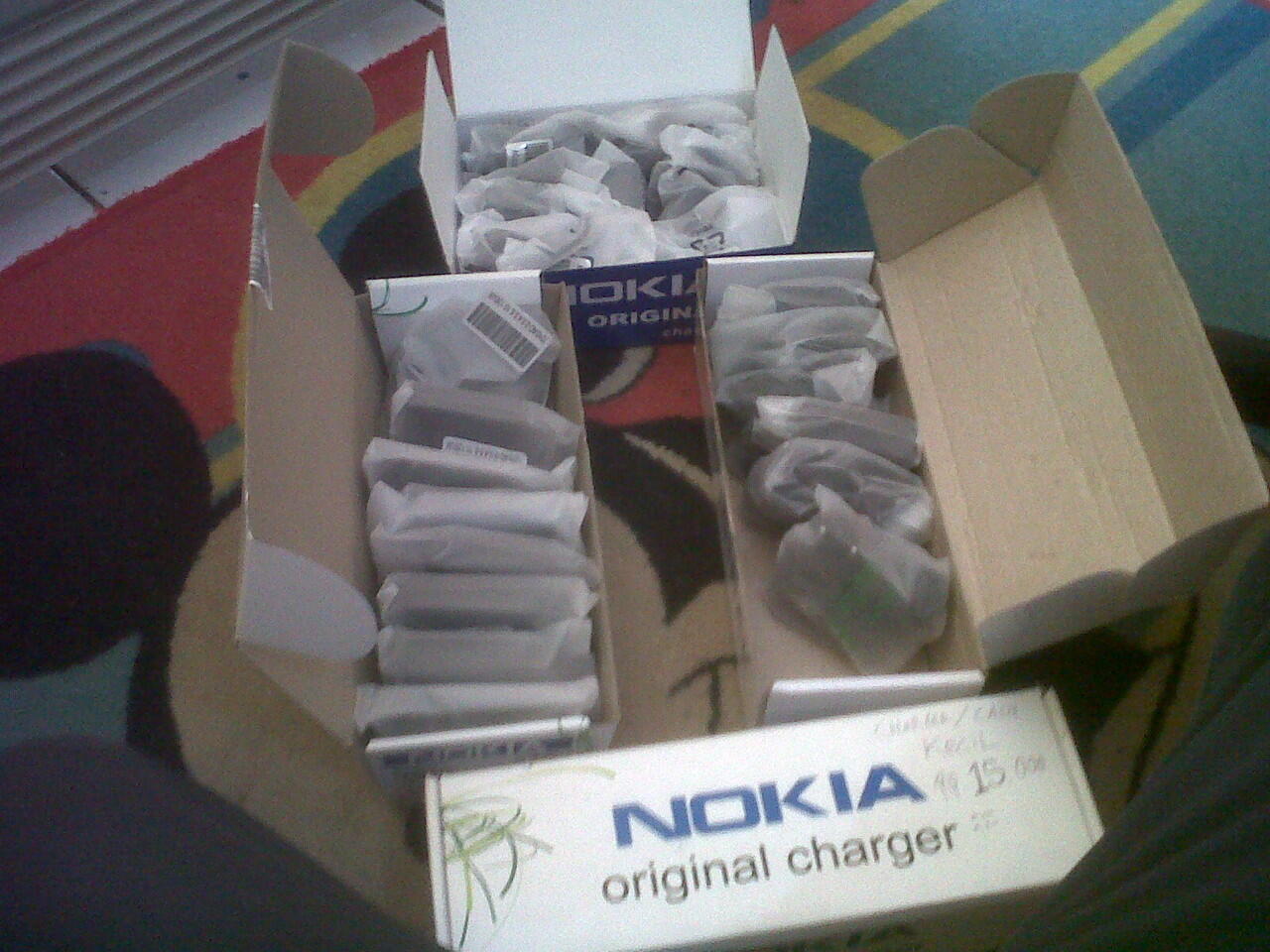 CHARGER & BATRE BATERAI ORIGINAL BB BLACKBERRY 100% ORI Free Ongkir