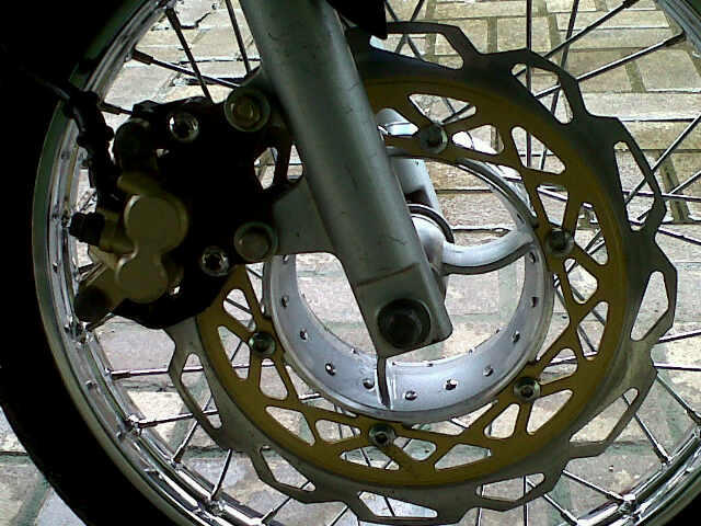 DI JUAL MOTOR YAMAHA SCORPIO Z 2005