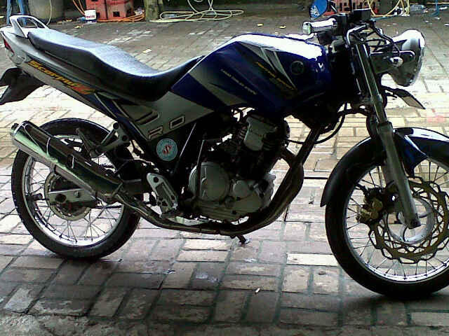 DI JUAL MOTOR YAMAHA SCORPIO Z 2005