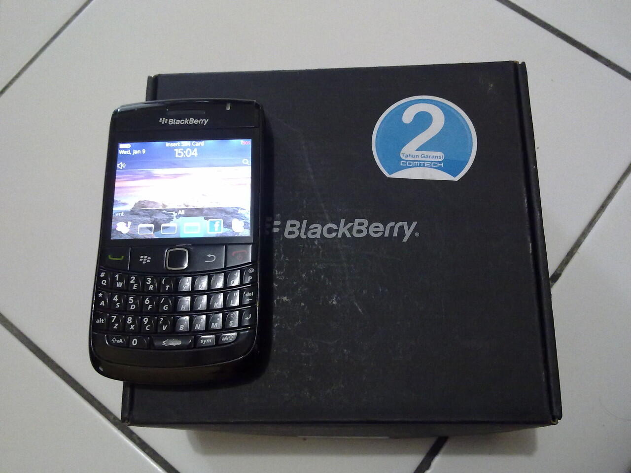 Jual Blackberry Onix 2 9780