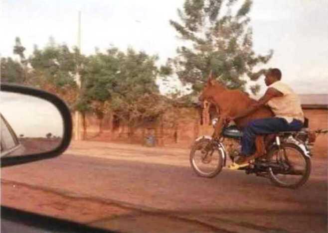 ketawa yok gan !!, lumayan ini buat ngilangin strez..