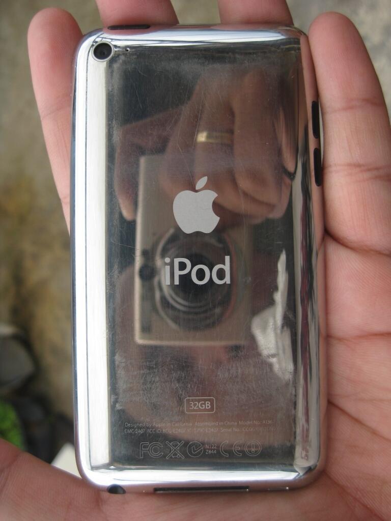 ipod touch itouch putih gen4 32gb mulus msh garansi bandung
