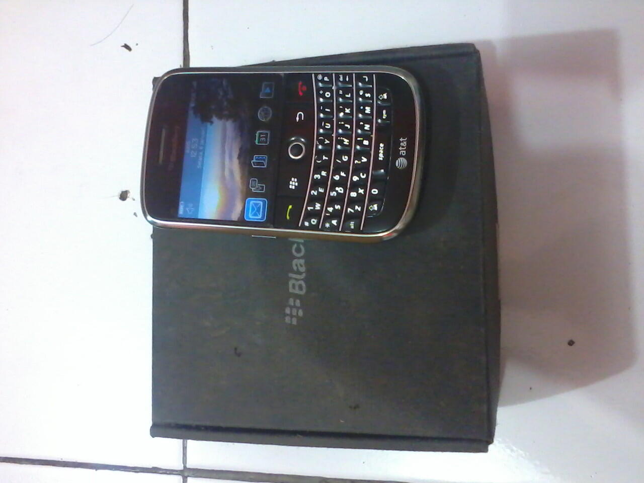 BLACKBERRY BOLD 9000