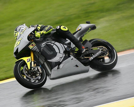  Yamaha YZR M1 terbaru Valentino Rossi 