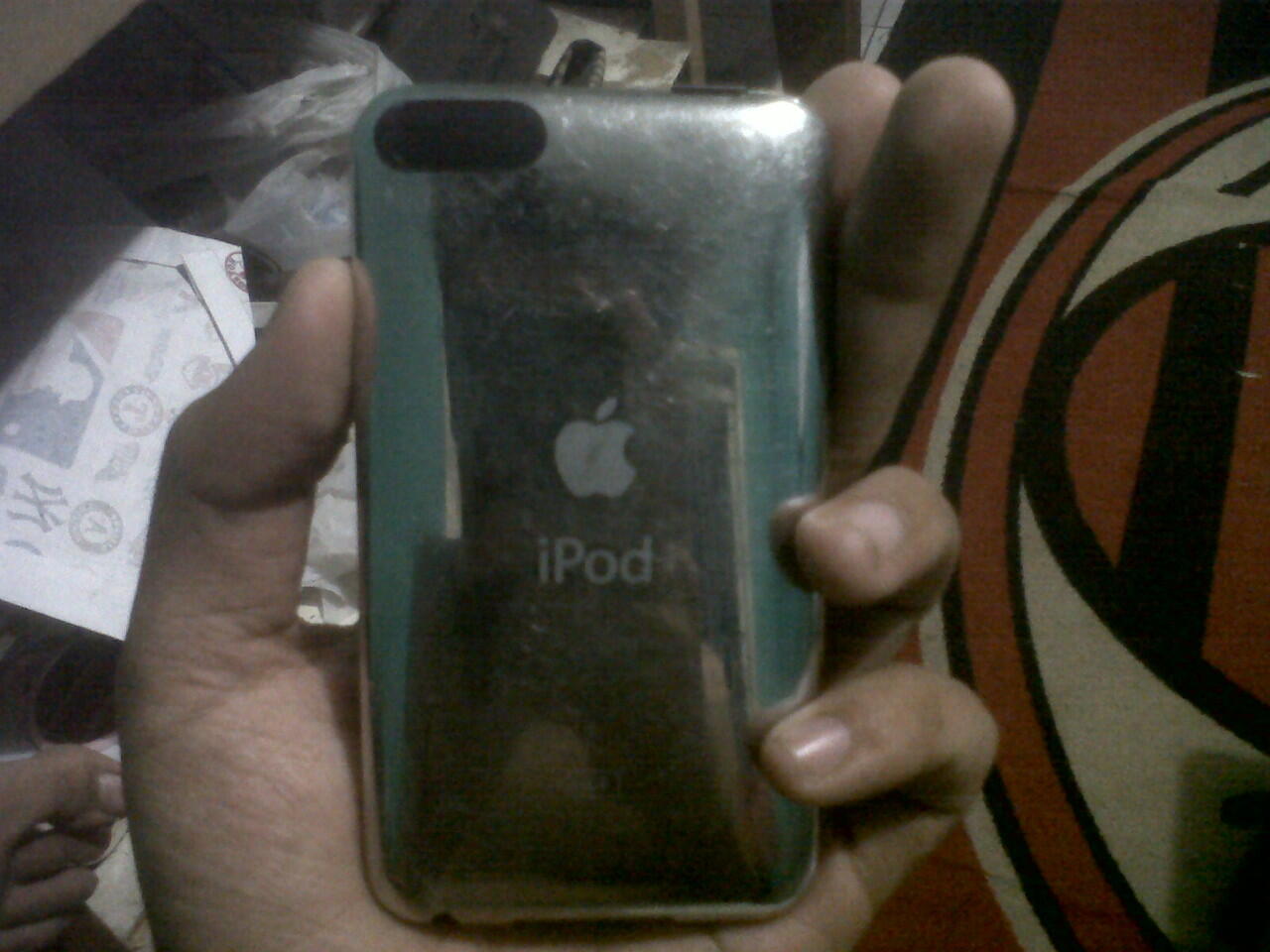 BU iPod Touch 3rd Gen 8GB BATANGAN terbaik