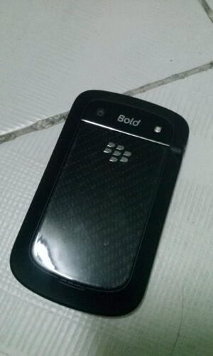 //DILAWET// TERMURAH: Blackberry Bold Touch 9900 (garansi 1 tahun)