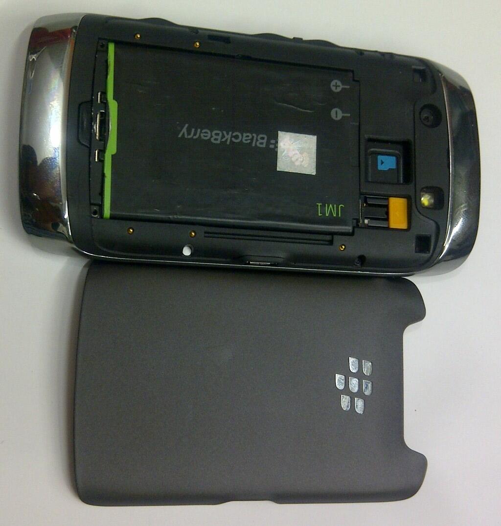 WTS Blackberry 9860 Monza 1 bulan pakei TAM