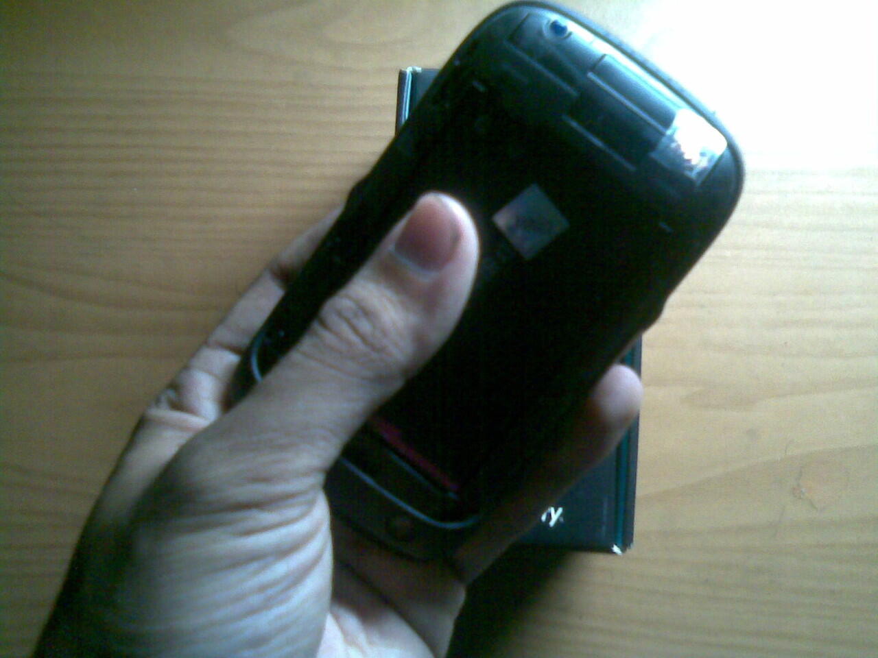 blackberry davis 9220 masih garansi TAM 2 tahun n(piano black)