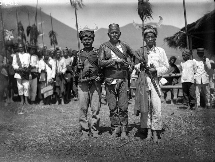 Foto jadul kampung asli di kabupaten Manggarai Flores NTT