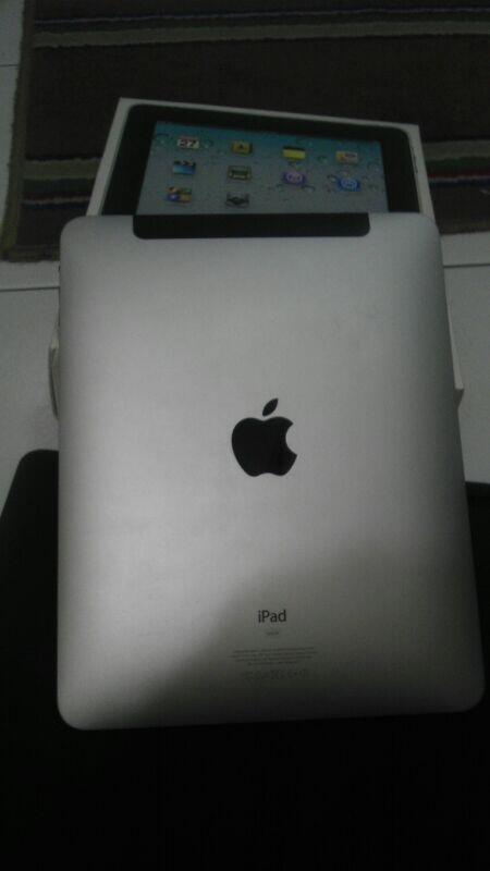 JUAL MURAH IPAD 1 64GB FU BANYAK BONUS