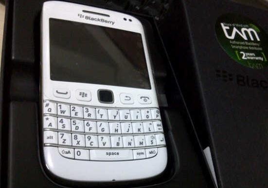 Blackberry Bellagio 9790 MULUS GARANSI