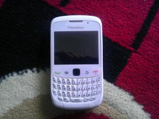 (wts) BB blackberry gemini 3g 9300/kepler white depok-jaksel