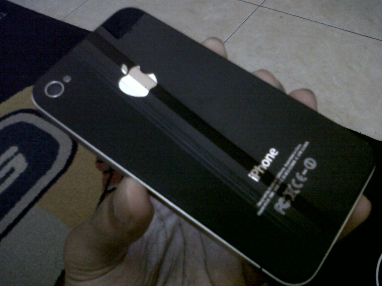 DIJUAL iPHONE 4 16GB MULUS FULLSET LIKE NEW BEKASI