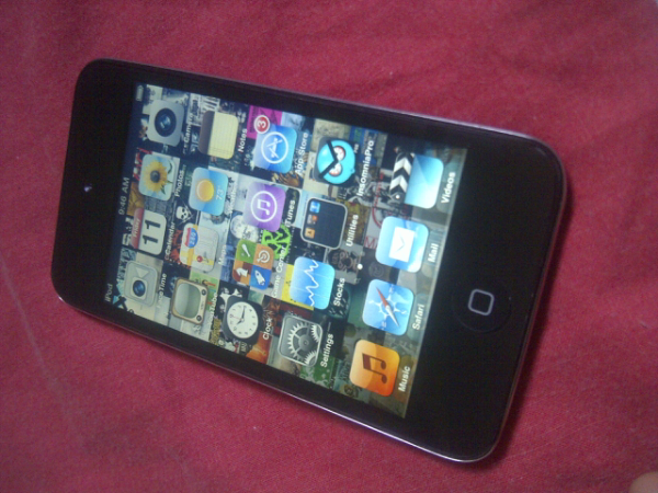 apple ipod 4th gen 8gb batangan-bandung
