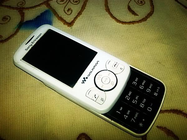 Sony ericcson ( SE) Spiro a.k.a. W100i Bandung